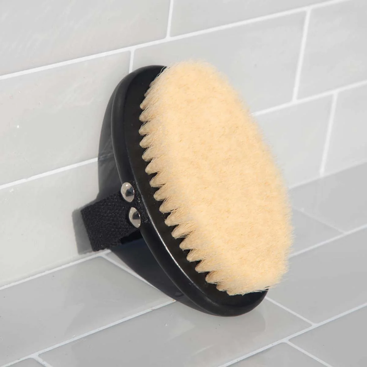 Exfoliating Body Dry Brush - Image 3
