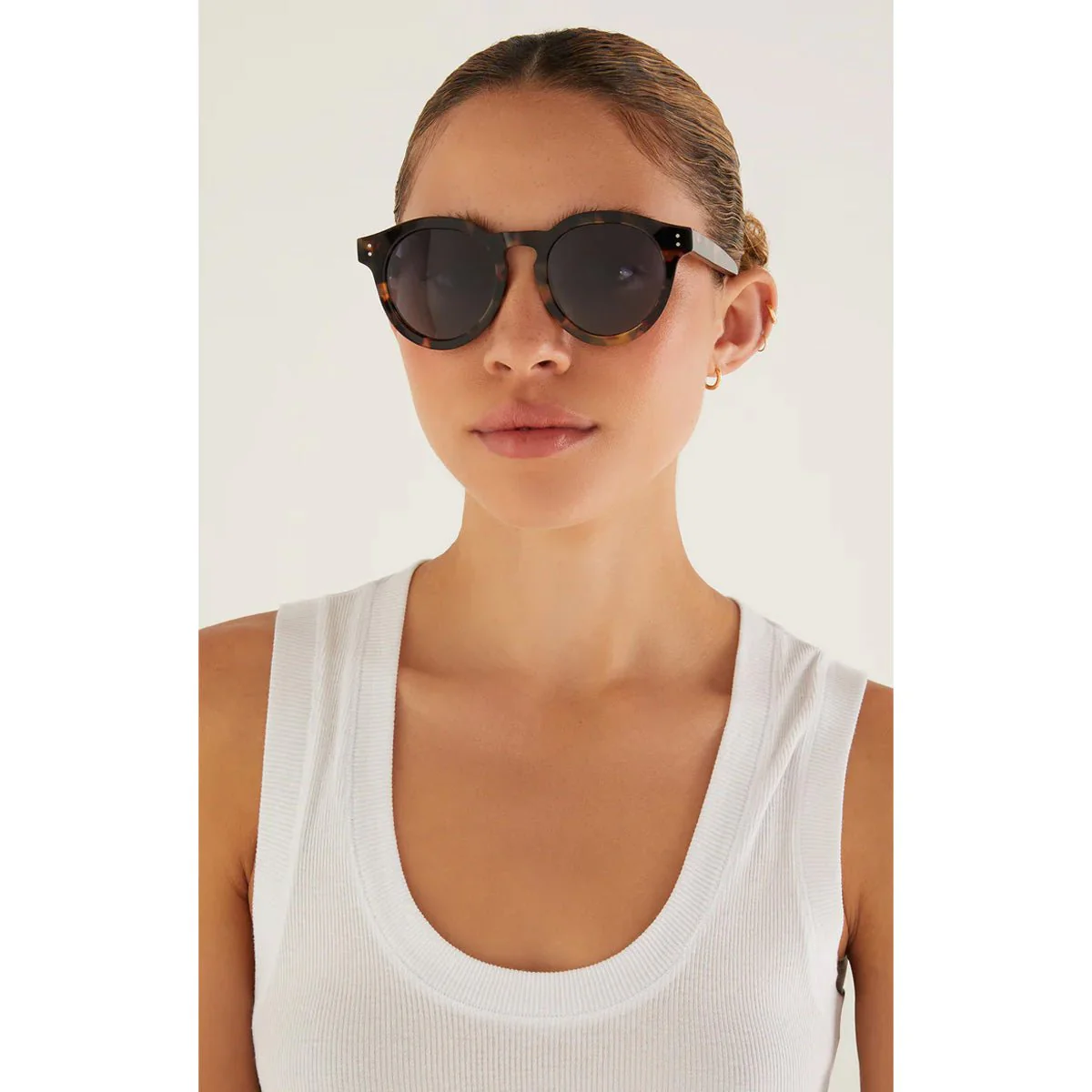 Out of Office Sunglasses - Brown Tortoise/ Gradient - Image 2